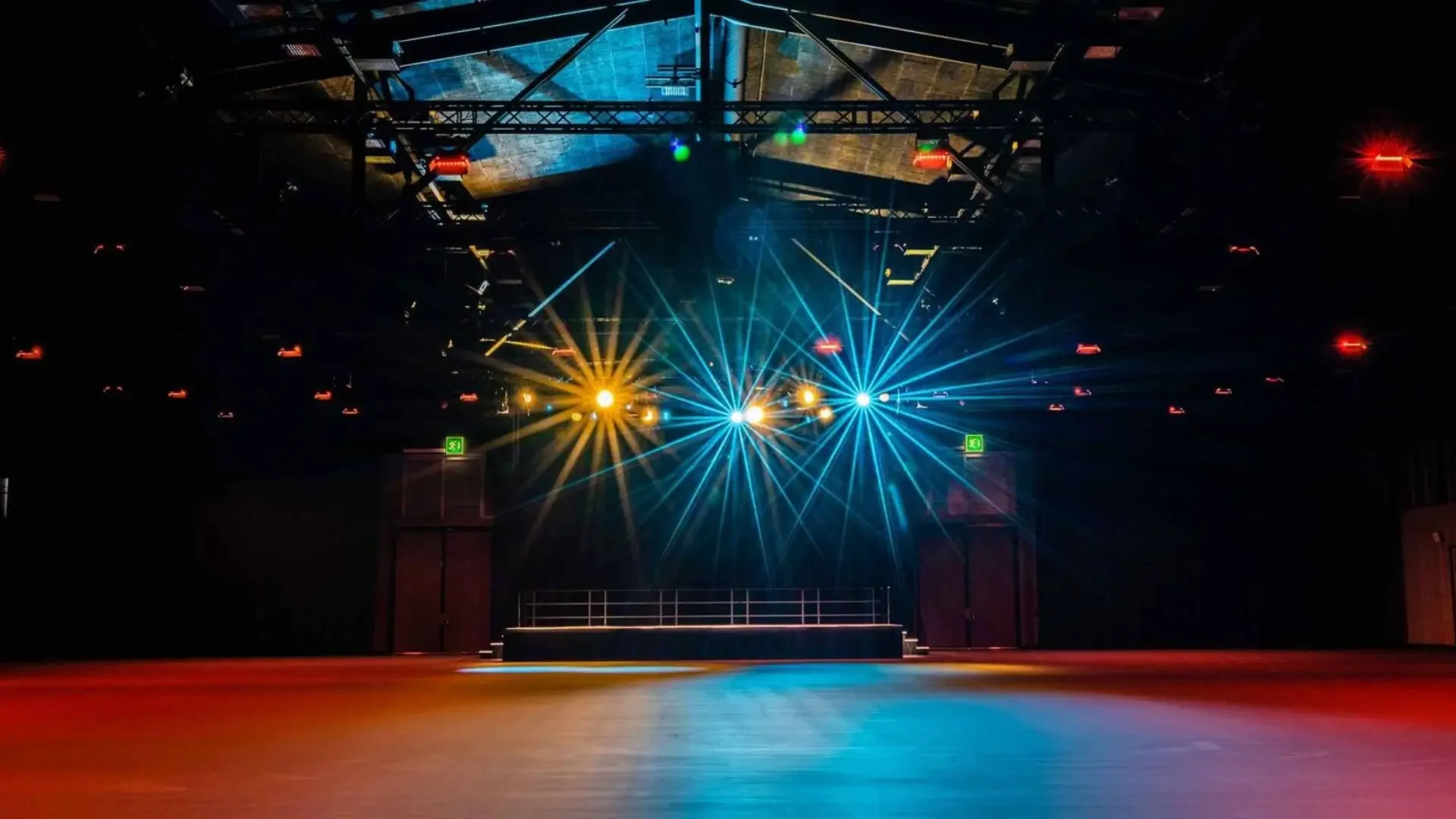 Events Eulachhallen - Halle 1 beleuchtet