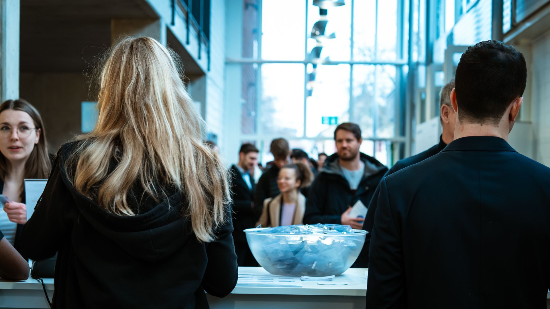 Conecto ZHAW Messe Eingangsbereich